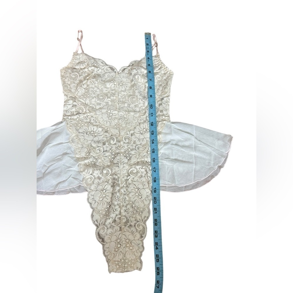 Free People Revolve HAH Sexy Maid to Wear Bodysuit in Blanc Lace Sz Small NWT - Picture 14 of 15